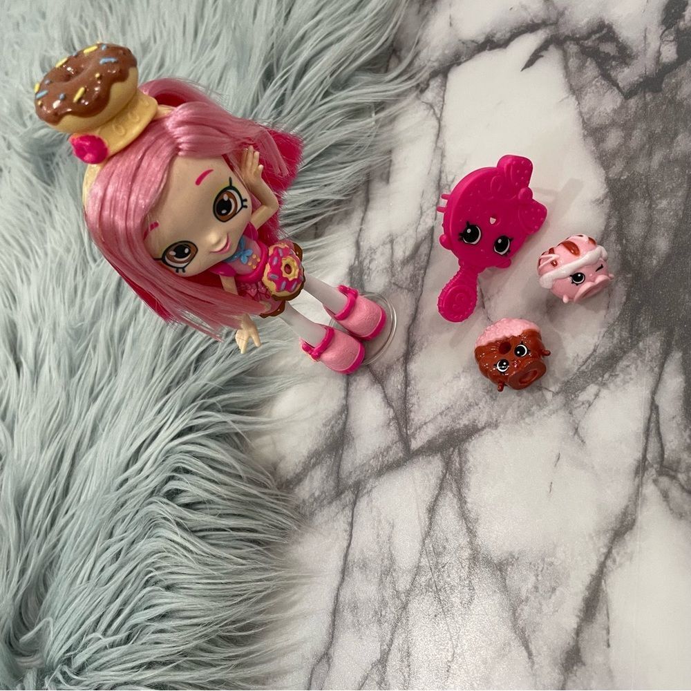 NWOB SHOPKINS shoppies Donatina - Picture 2 of 7